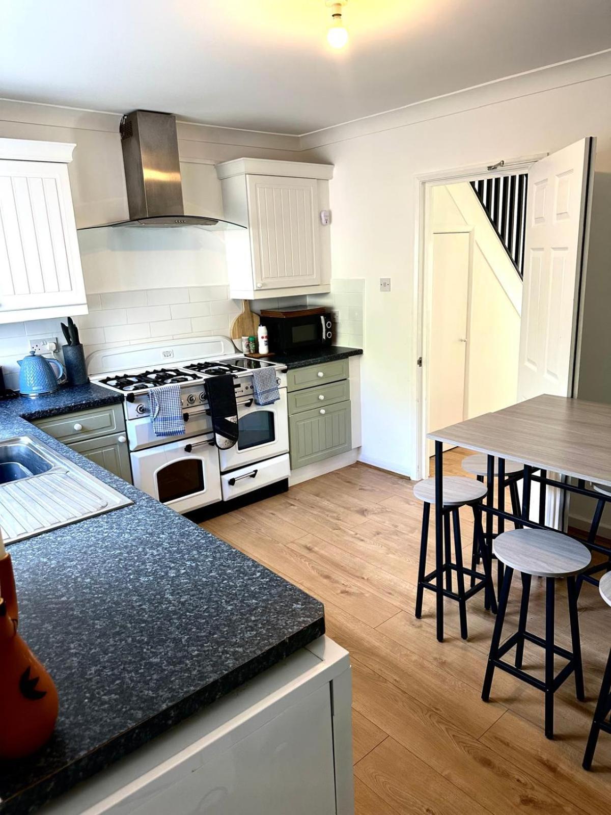 Deluxe Beach House Hove Esterno foto